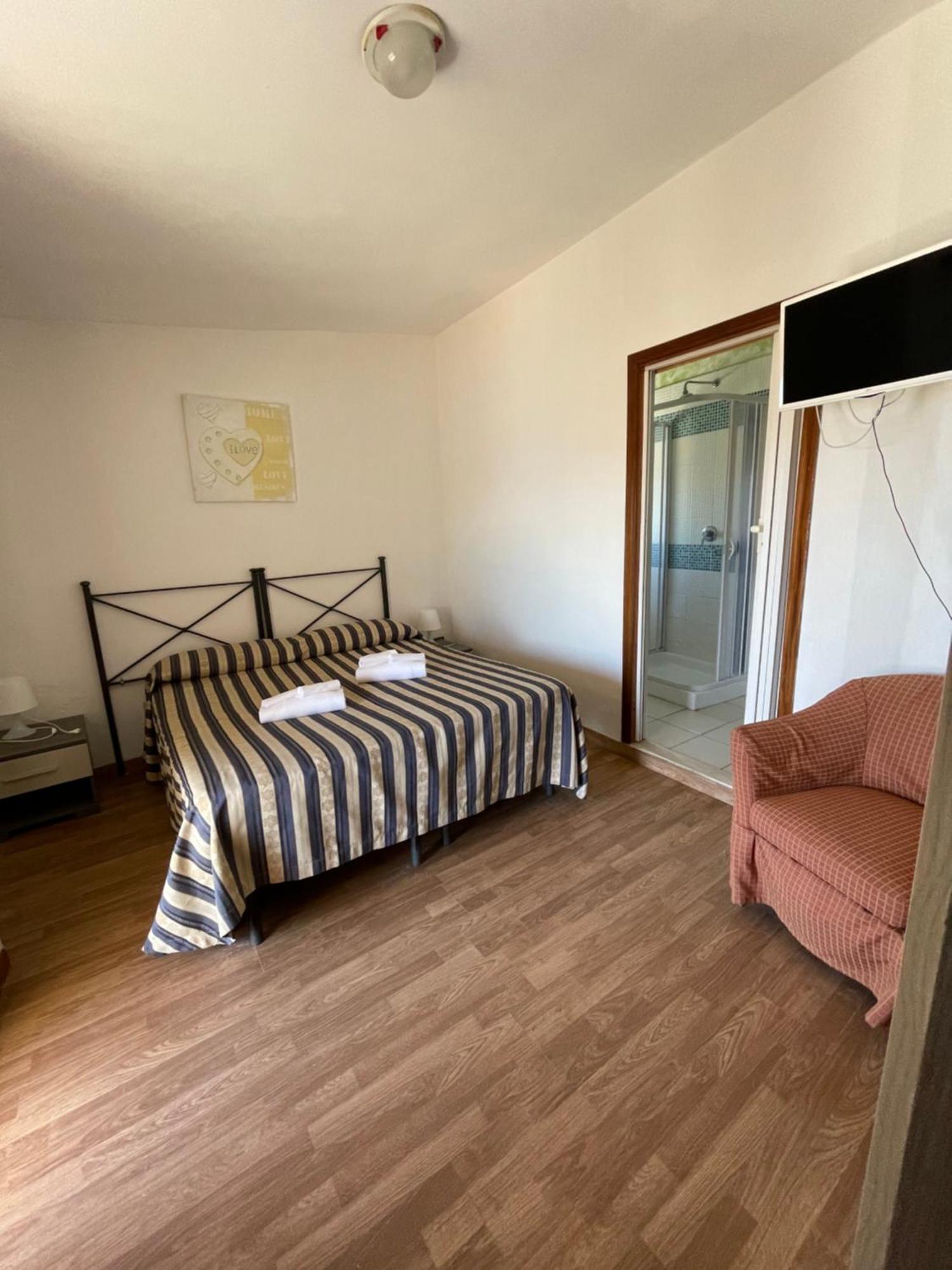 Hotel Eden Фоллоника Экстерьер фото